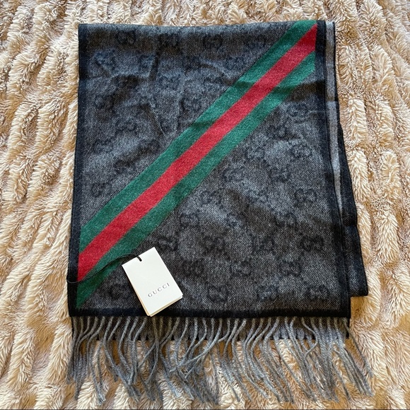 Gucci Accessories - Unisex Gucci Scarf